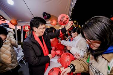 https://www.zufe.edu.cn/__local/1/AD/11/037E557510BD11A1EC04B2DC75C_AF554EEC_267D37.jpg