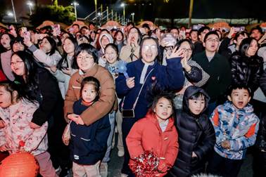 https://www.zufe.edu.cn/__local/2/AC/49/A39B4D19EF760FF541D78C6DA5E_FAF536E9_185219.png